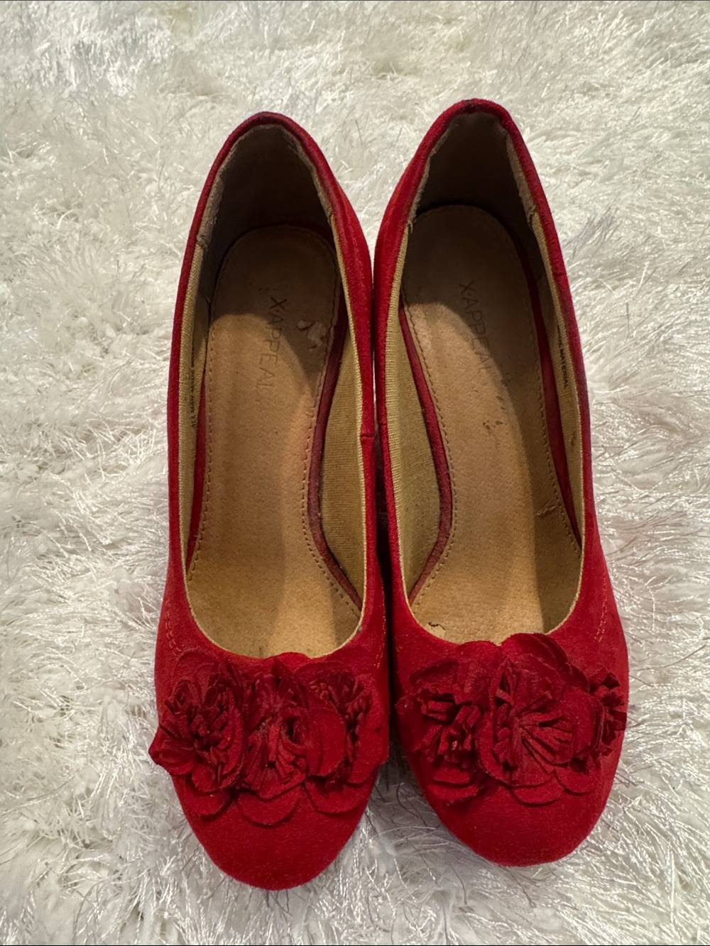 Xappeal Red Floral-Accent Women's Suede Wedges